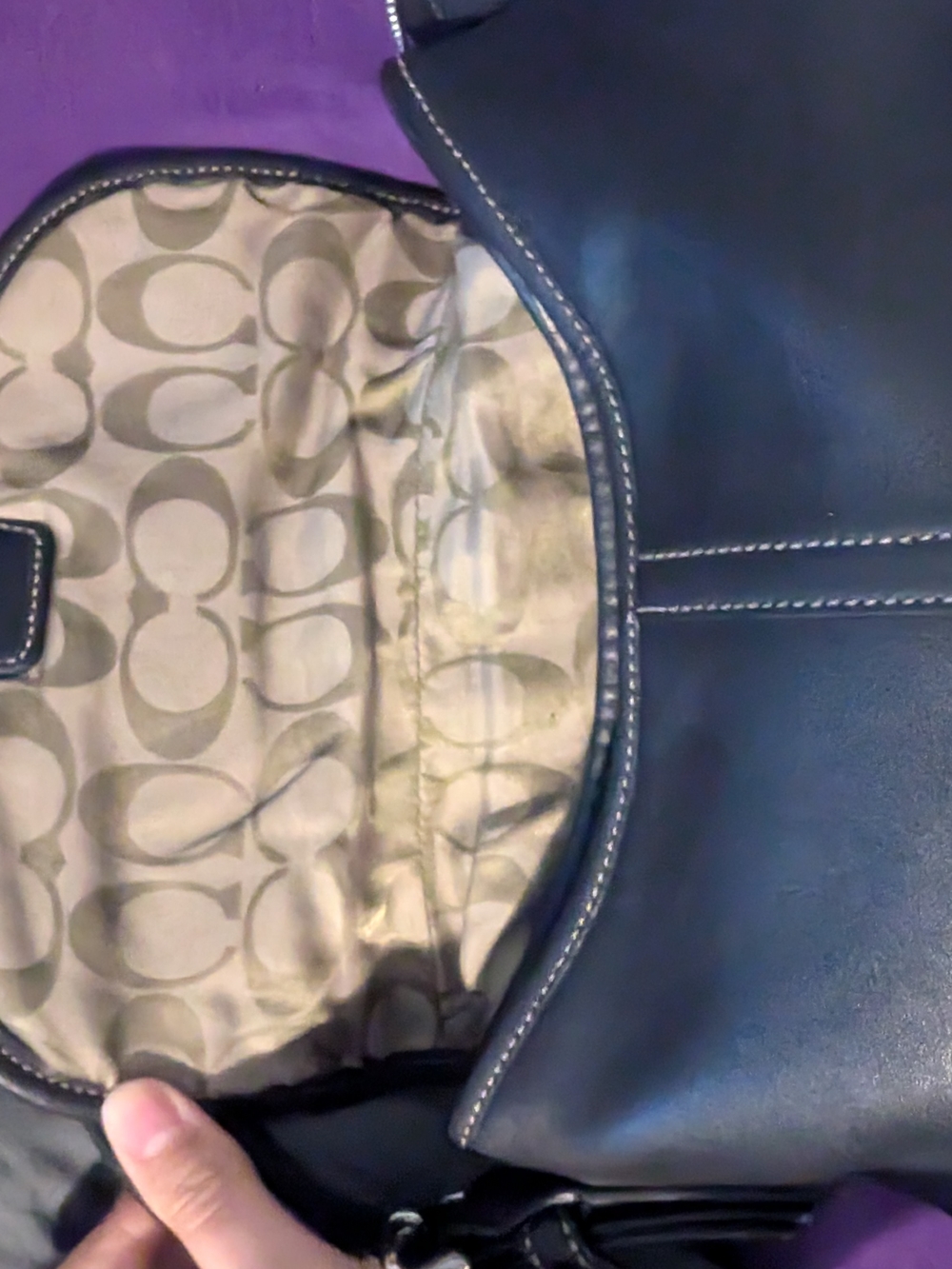 Coach 9480- Black Leather Buckle Purse. - Picture 4 of 7